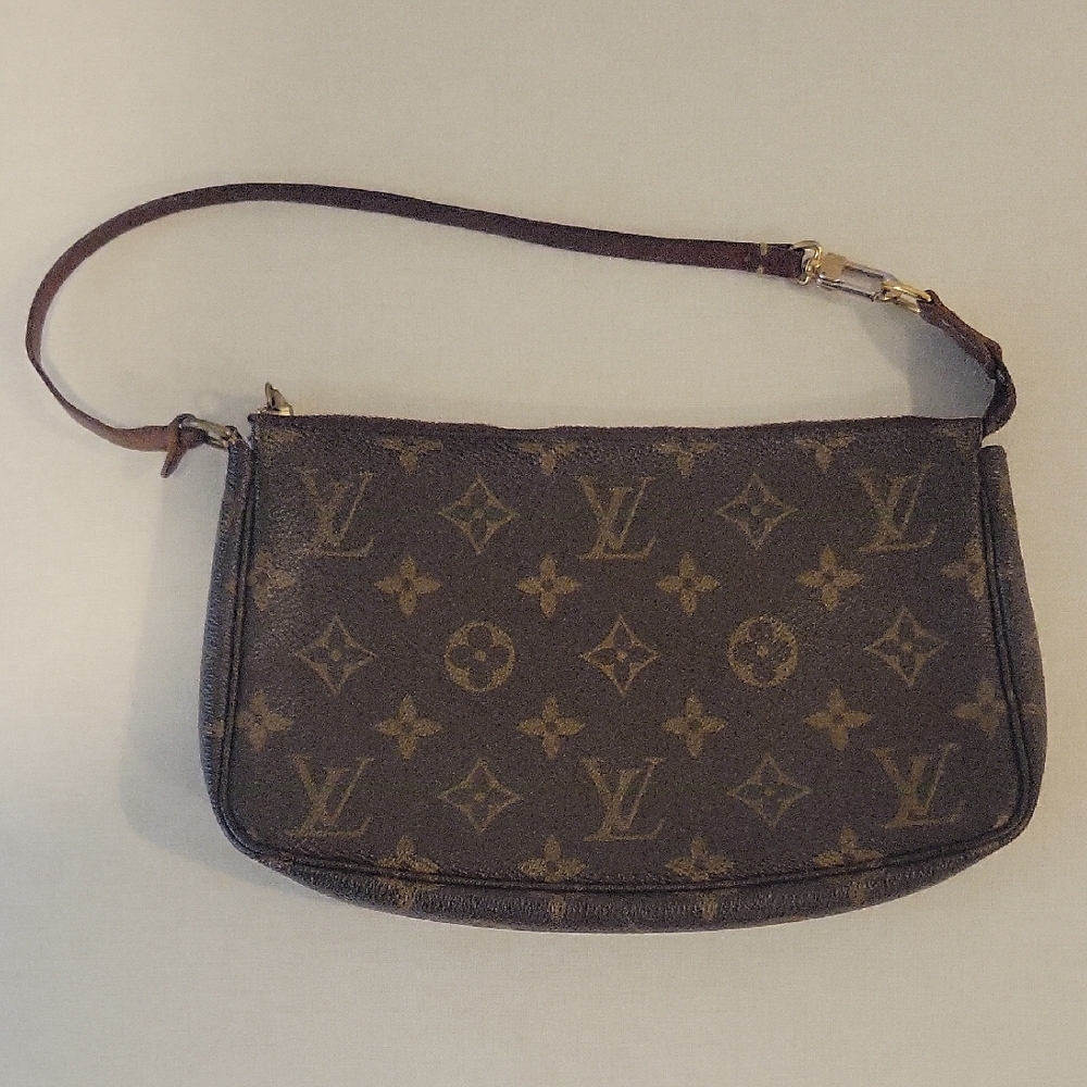 Louis Vuitton Monogram Brown Pouchette